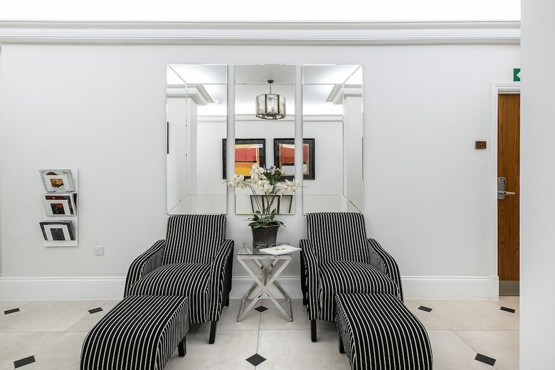 Lak Serviced Apartments