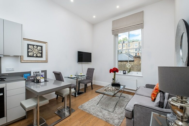 Lak Serviced Apartments