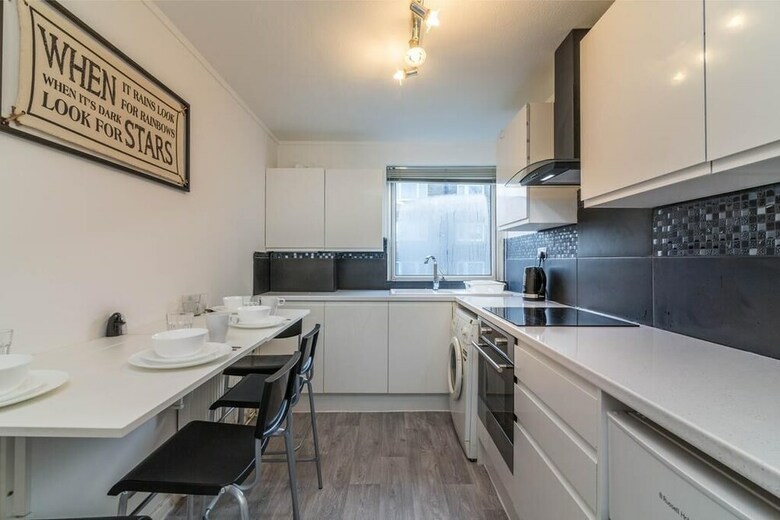 Magdala Apartment Sleek And Modern 2bed
