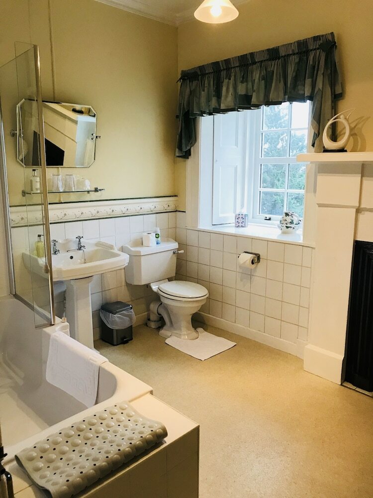Bed & Breakfast West Plean House