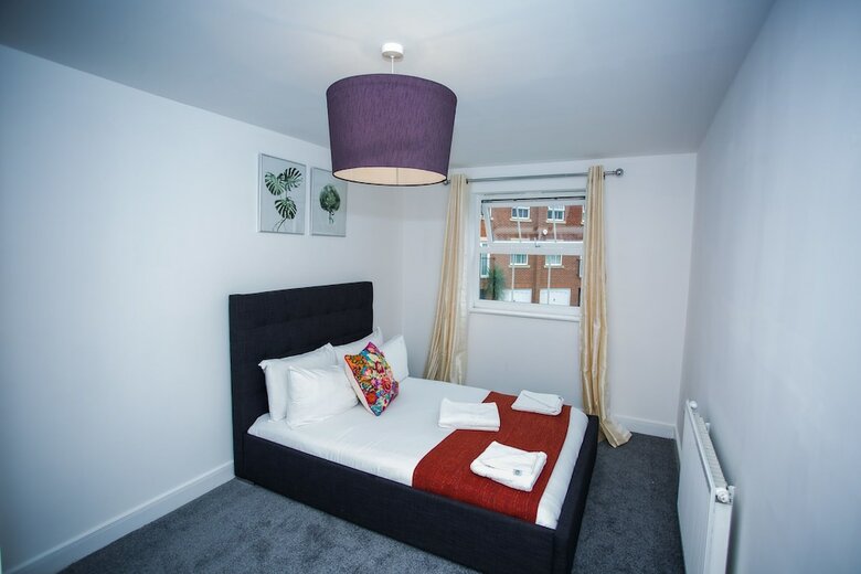 Superior 2 Bedroom Apartments