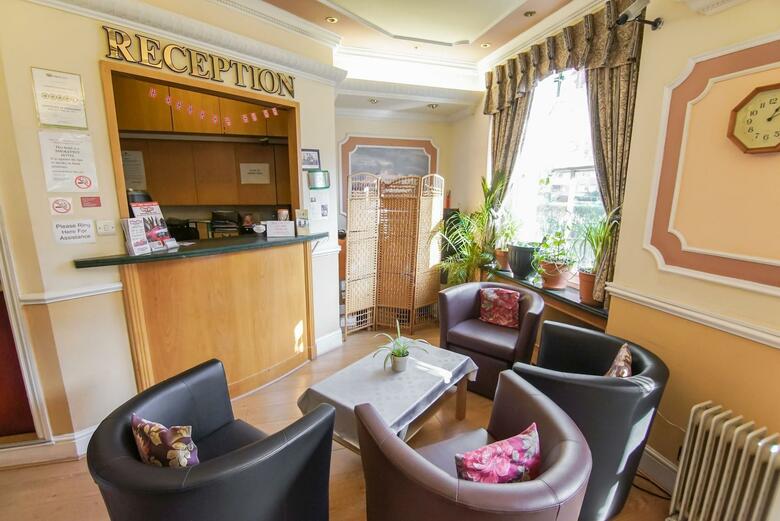 Mandalay Picton House Hotel