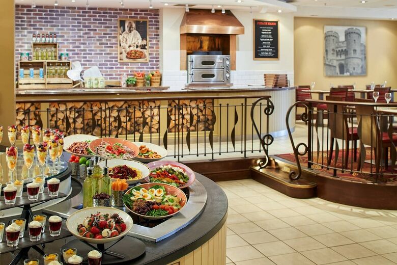 Heathrow / Windsor Marriott Hotel