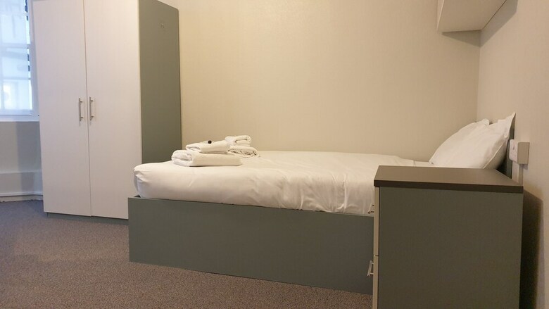 Bed & Breakfast Modern Rooms And Studio In Westminster