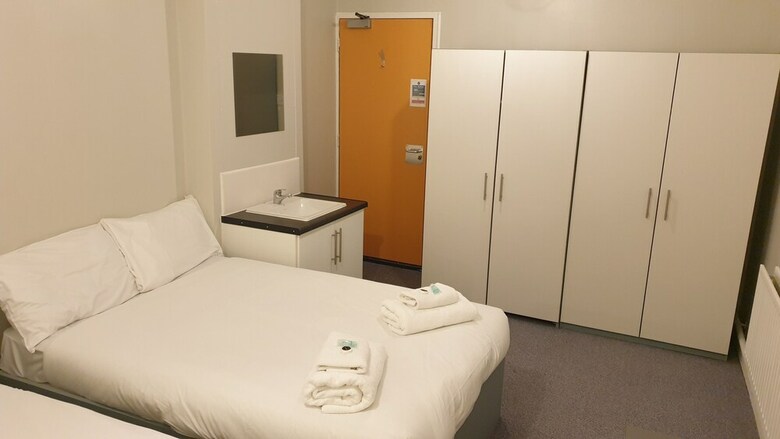 Bed & Breakfast Modern Rooms And Studio In Westminster