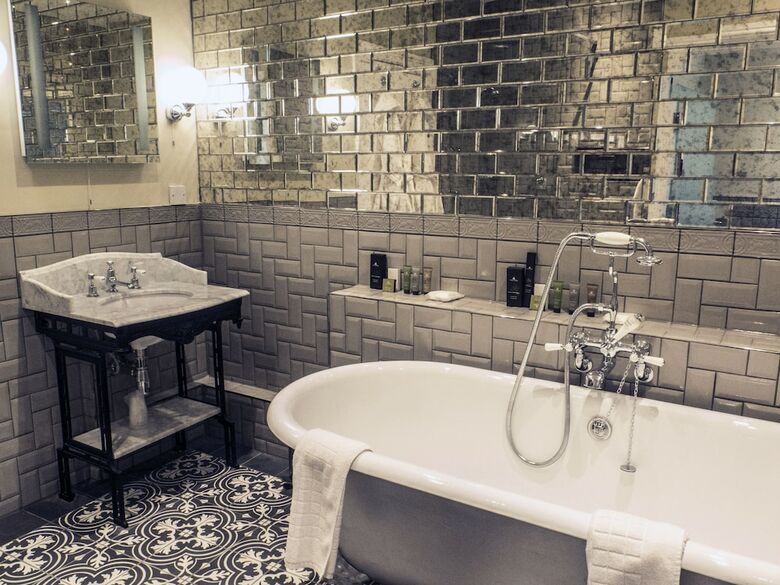 Hardwick Hall Hotel