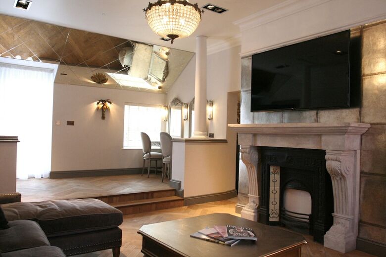 Hardwick Hall Hotel
