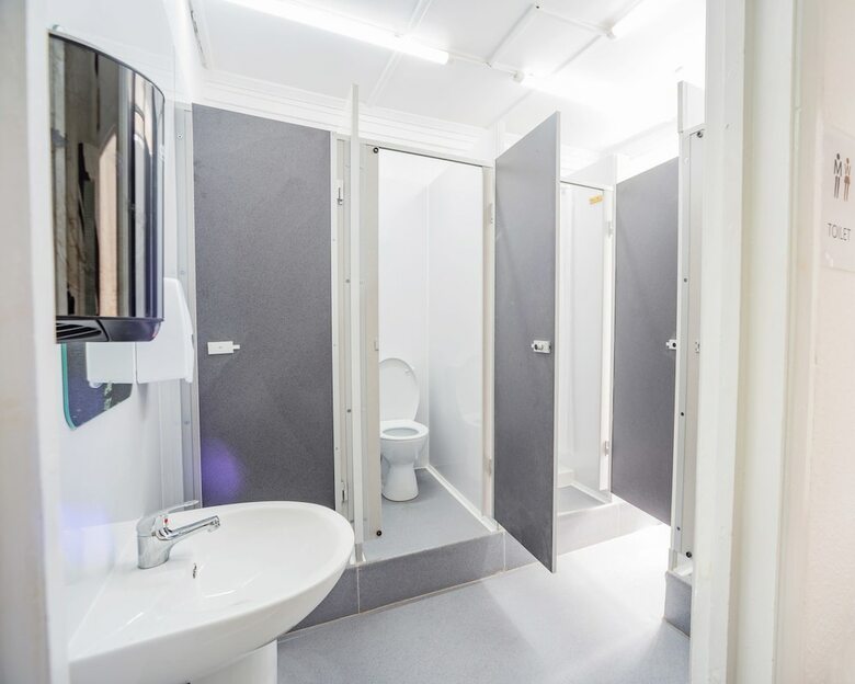 Hostal Mile End Beds