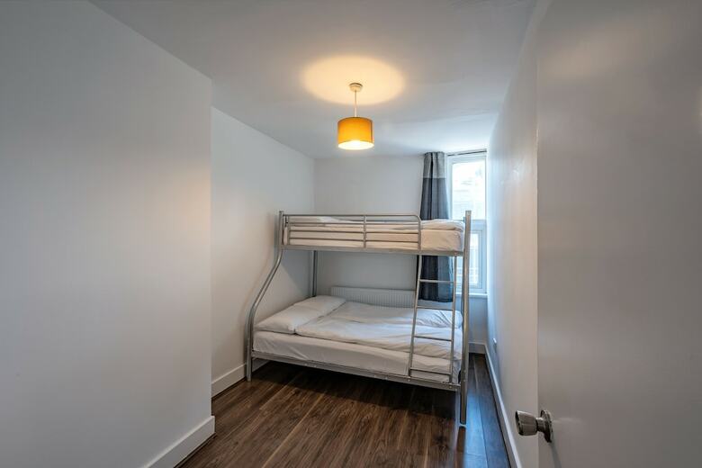 Hostal Mile End Beds