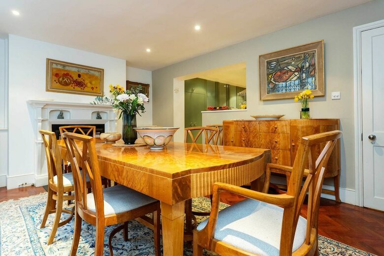 Veeve - Elegant Edis