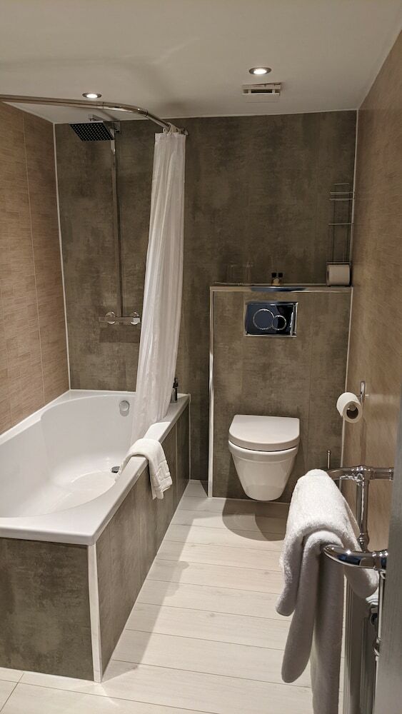 Healds Hall Hotel