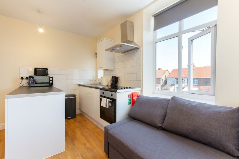 Granada Apartments