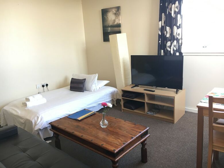 Glasgow Ibrox Apartment