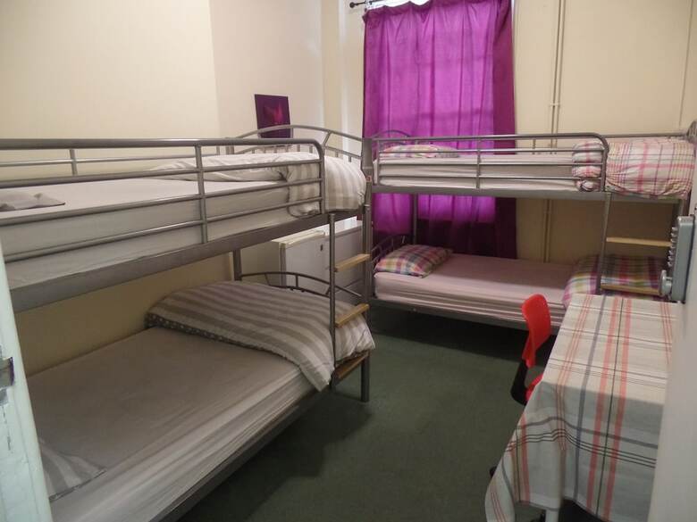 Hostal Rma Accommodation - Hostel