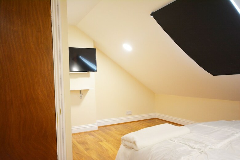 London Luxury 7 Bedroom Holiday Let