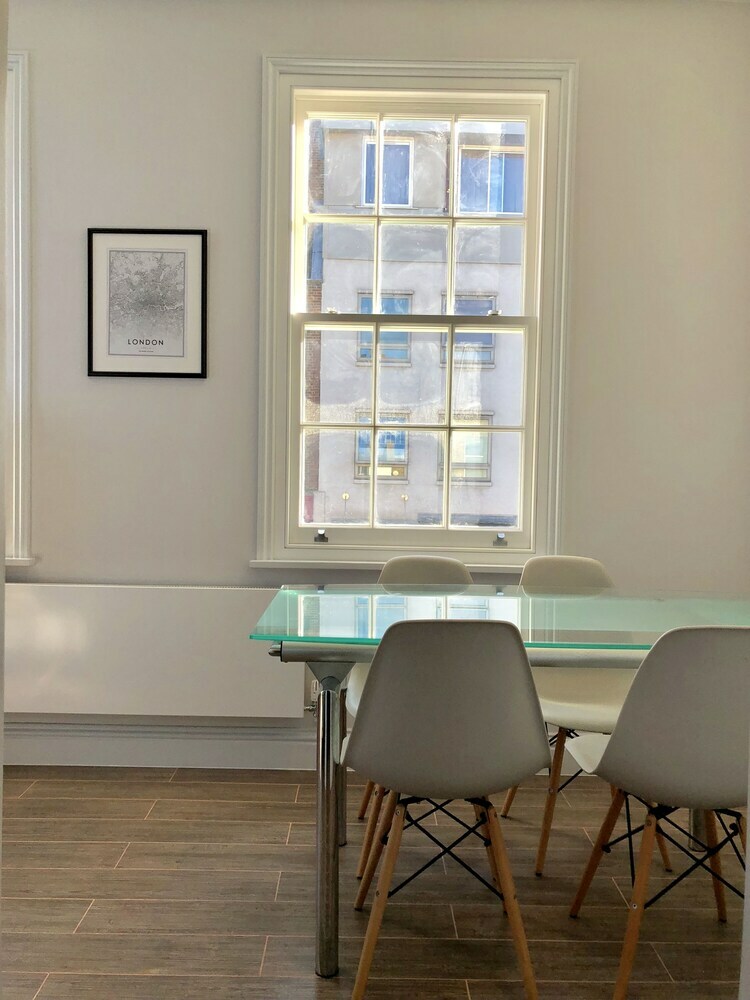 Apartamentos Stylish 2 Bedroom Maisonette In Victoria