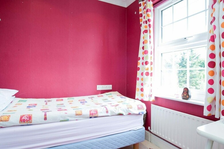 Veeve - Wonford Close