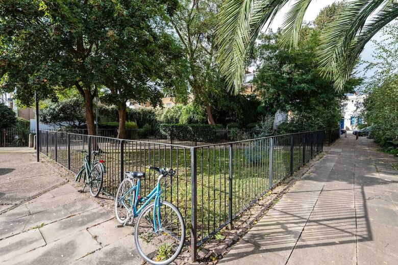 Stylish Fulham Home Close To The River Thames