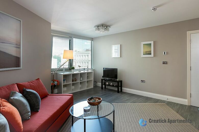 Green Diamond By Creatick Apartments