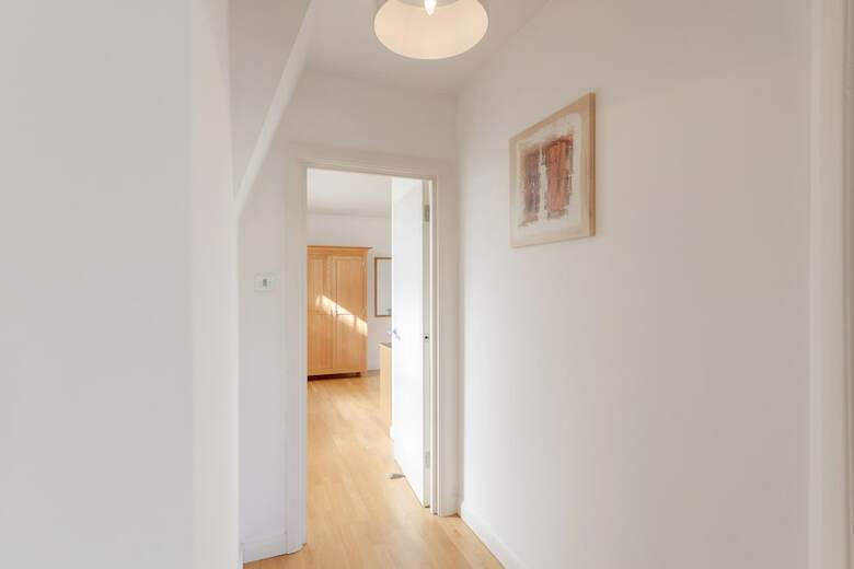 Roomspace Apartments -groveland Court