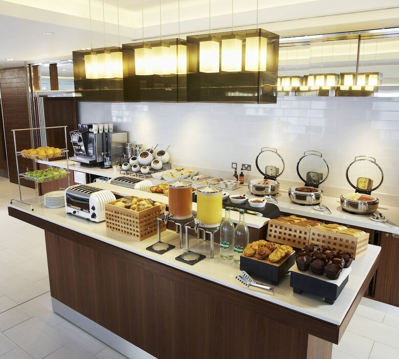 Hotel Courtyard By Marriott Aberdeen Airport