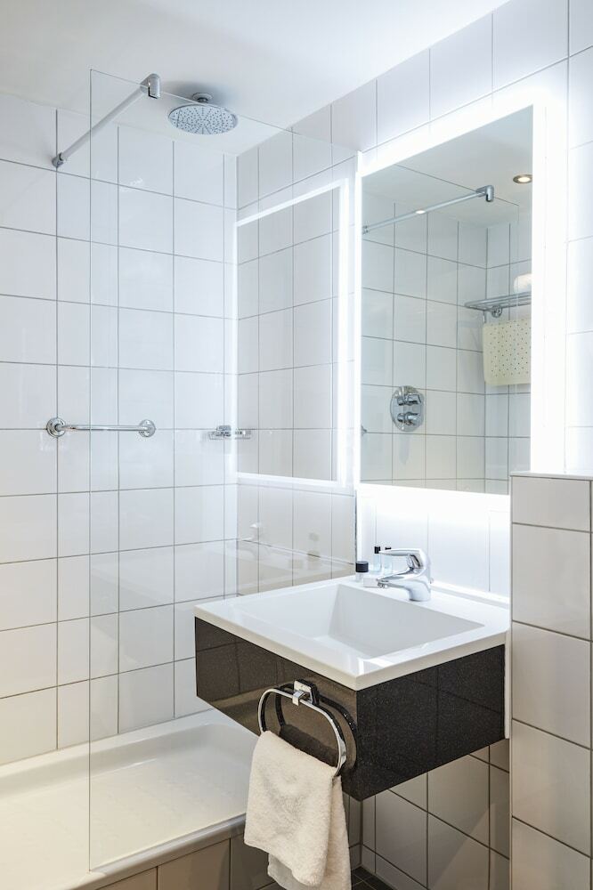 Mercure Birmingham West Hotel