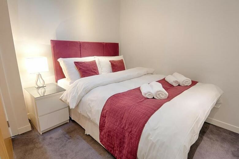 Roomspace Apartments -watling Street