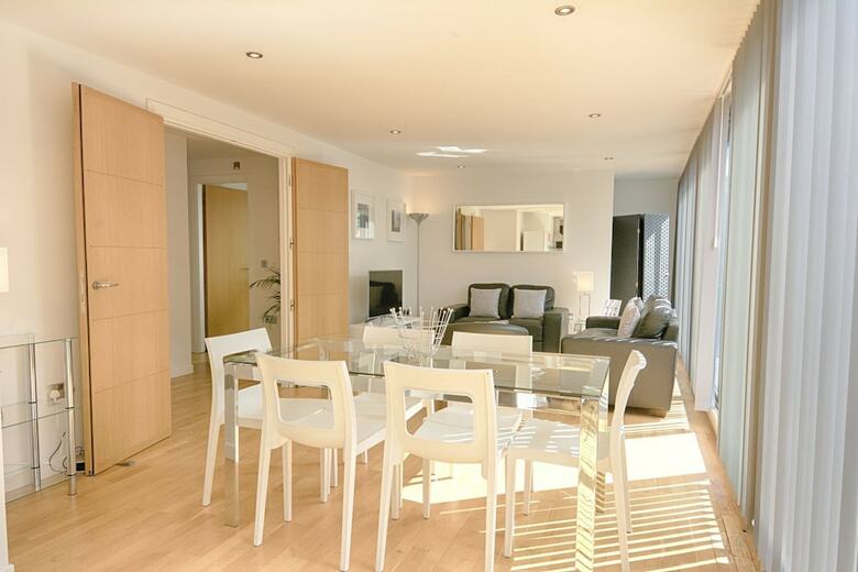 Roomspace Apartments -watling Street