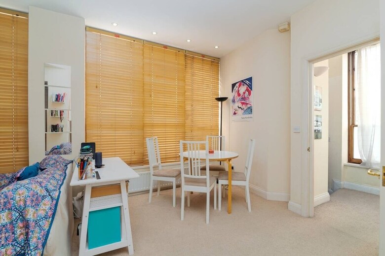 Apartamentos Charming 2 Bed Home In West Kensington, Fits 4