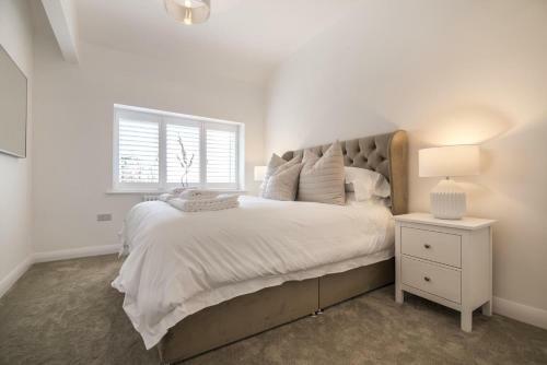 Ryecroft - 6 Bedroom Holiday Home - Tenby
