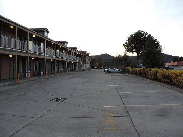 Motel Sweet Breeze Inn