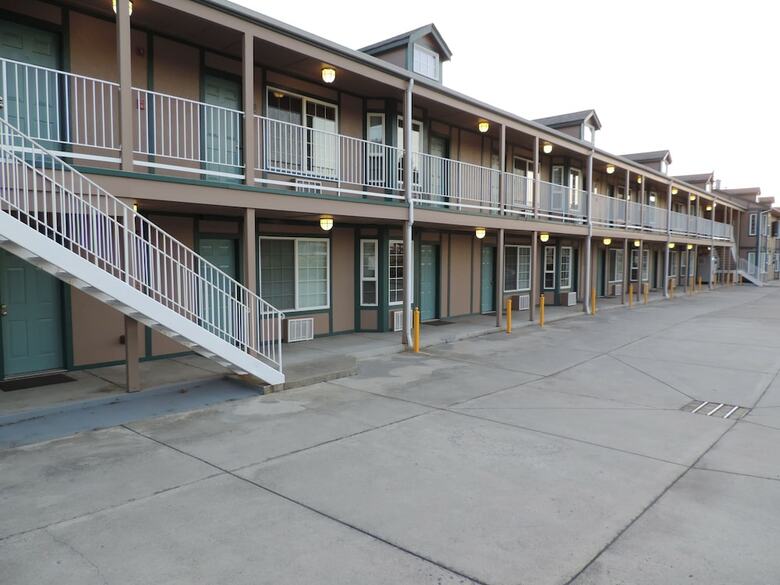 Motel Sweet Breeze Inn