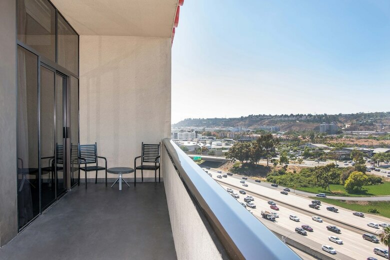 Sheraton Mission Valley San Diego Hotel