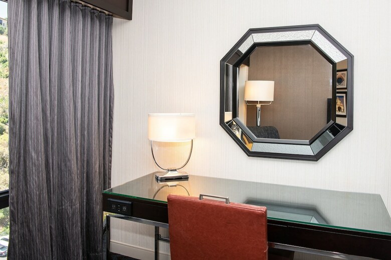Sheraton Mission Valley San Diego Hotel