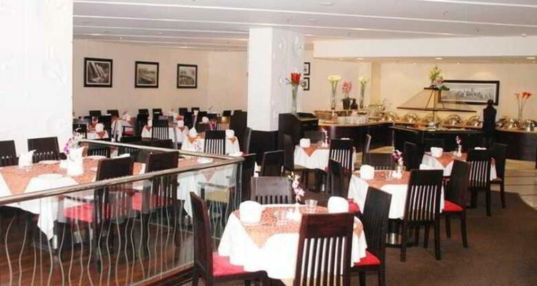 Avenue Hotel