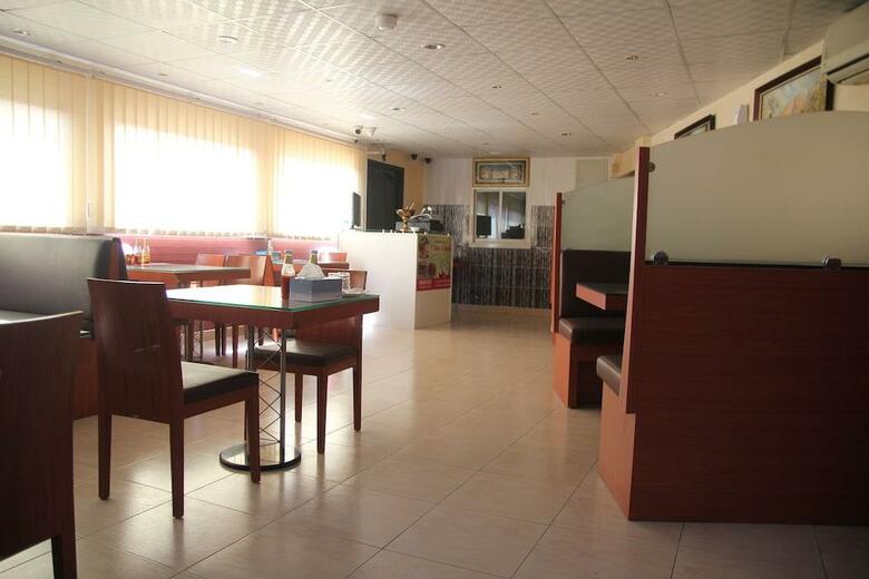 Oyo 151 Hafez Hotel Apartments