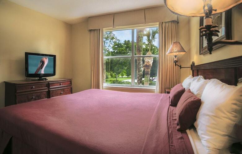 Parc Corniche Condominium Suite Hotel