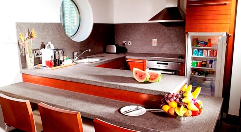 Hotel Villa Rotana Suites