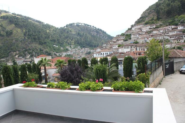 Hotel Rezidenca Desaret