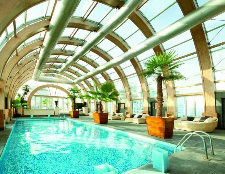 Hotel The Ritz-carlton