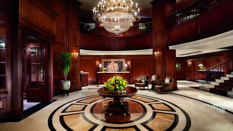 Hotel The Ritz-carlton