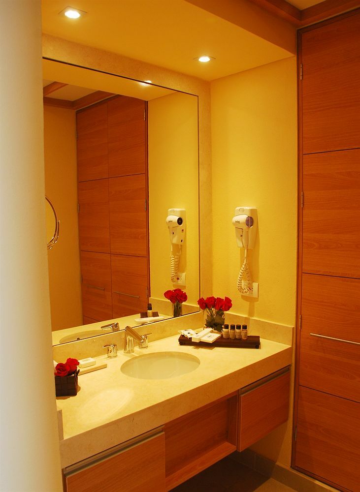 Hotel Zuana Beach Resort