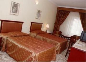 Hotel Versailles