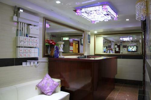 Hostal European Hostel