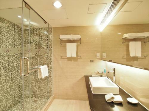 The Bauhinia Hotel - Central