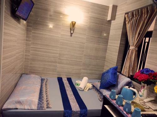 Hostal Day And Night Hotel