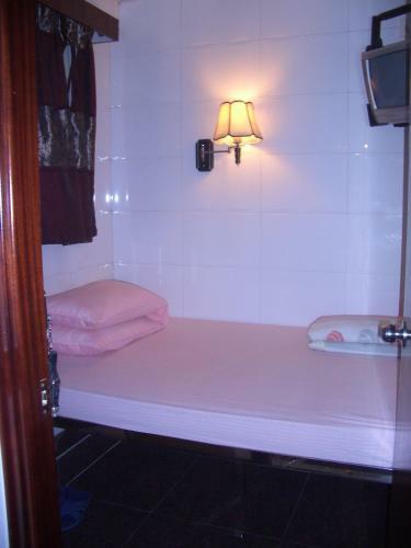 Hostal Maple Leaf Guest House
