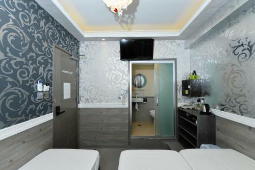 Hostal Hang Shun Guest House