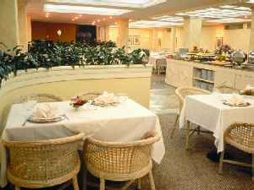 Hotel Deville