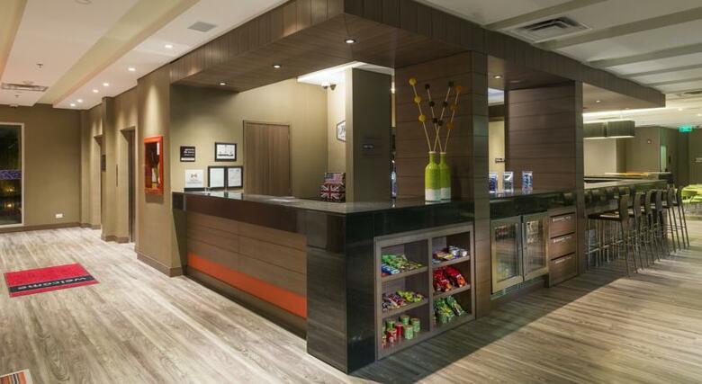 Hotel Hampton By Hilton Yopal